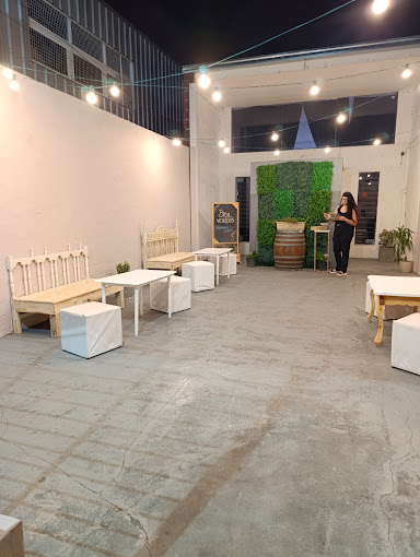 Vista del salón principal (ejemplo)